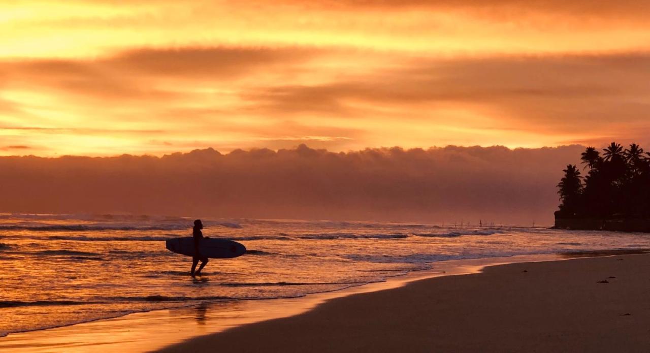 Solas Surf Ahangama Buitenkant foto